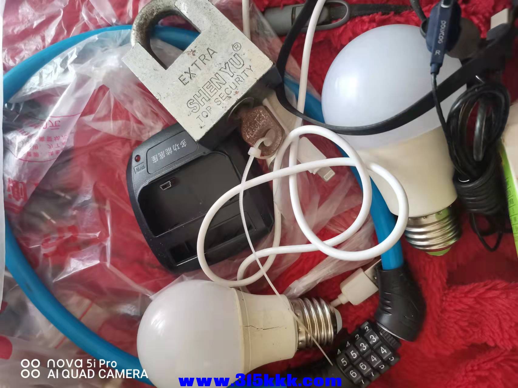 微信图片_2021110110524912.jpg