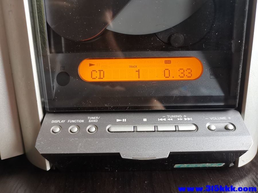 4）索尼微型HIFI系统CD播放.jpg