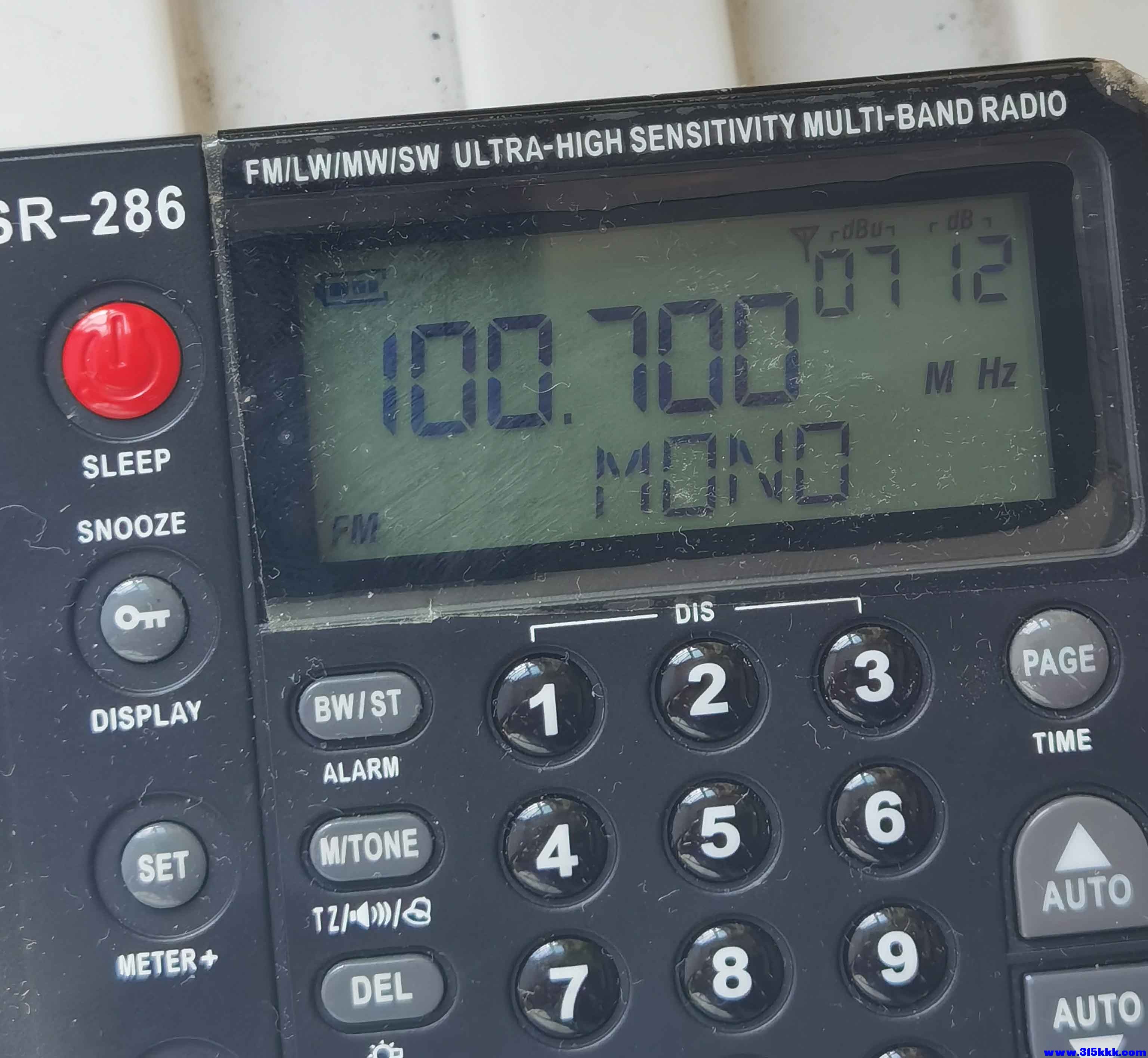 100.7.jpg