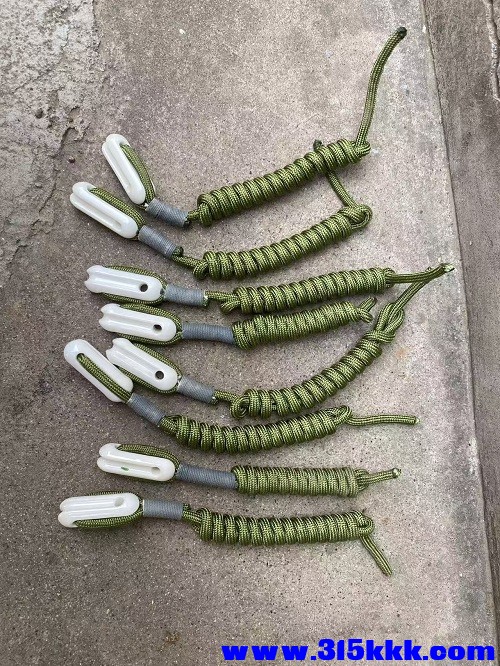 绝缘子.jpg