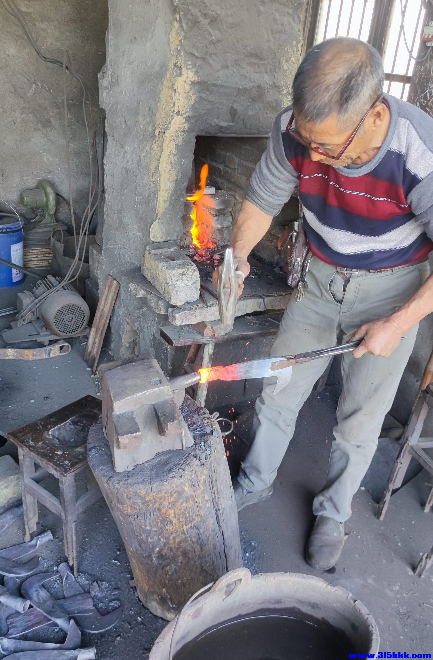 打铁3.jpg